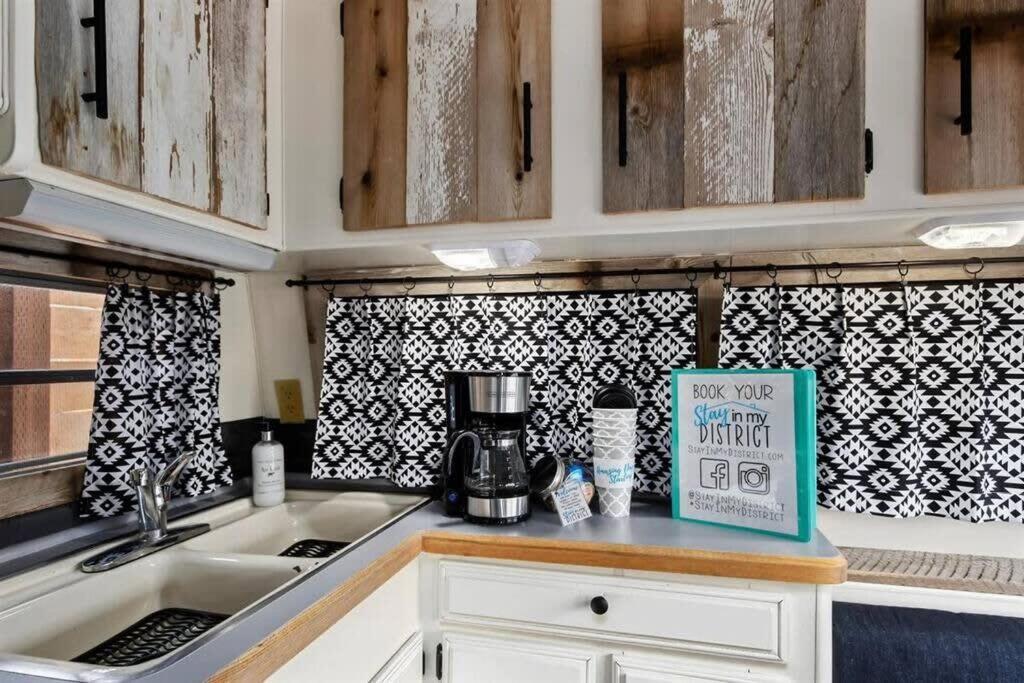 #Stayinmydistrict Twin Falls Backyard Glamper Extérieur photo
